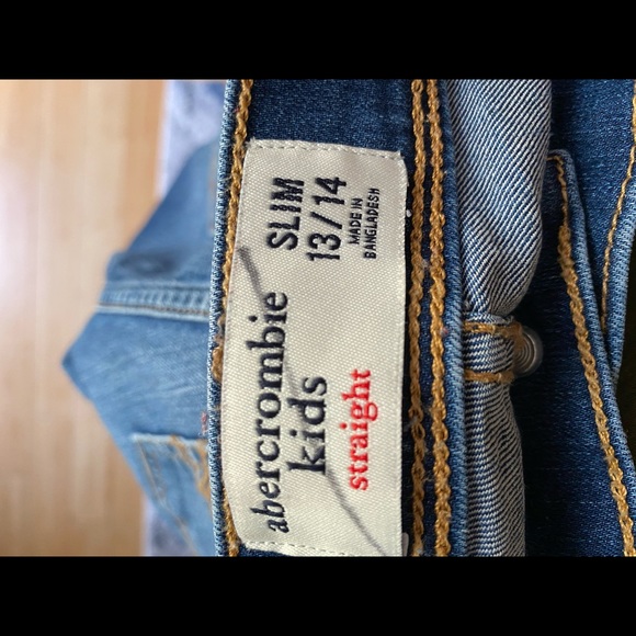 Abercrombie Kids Jeans - Picture 4 of 4